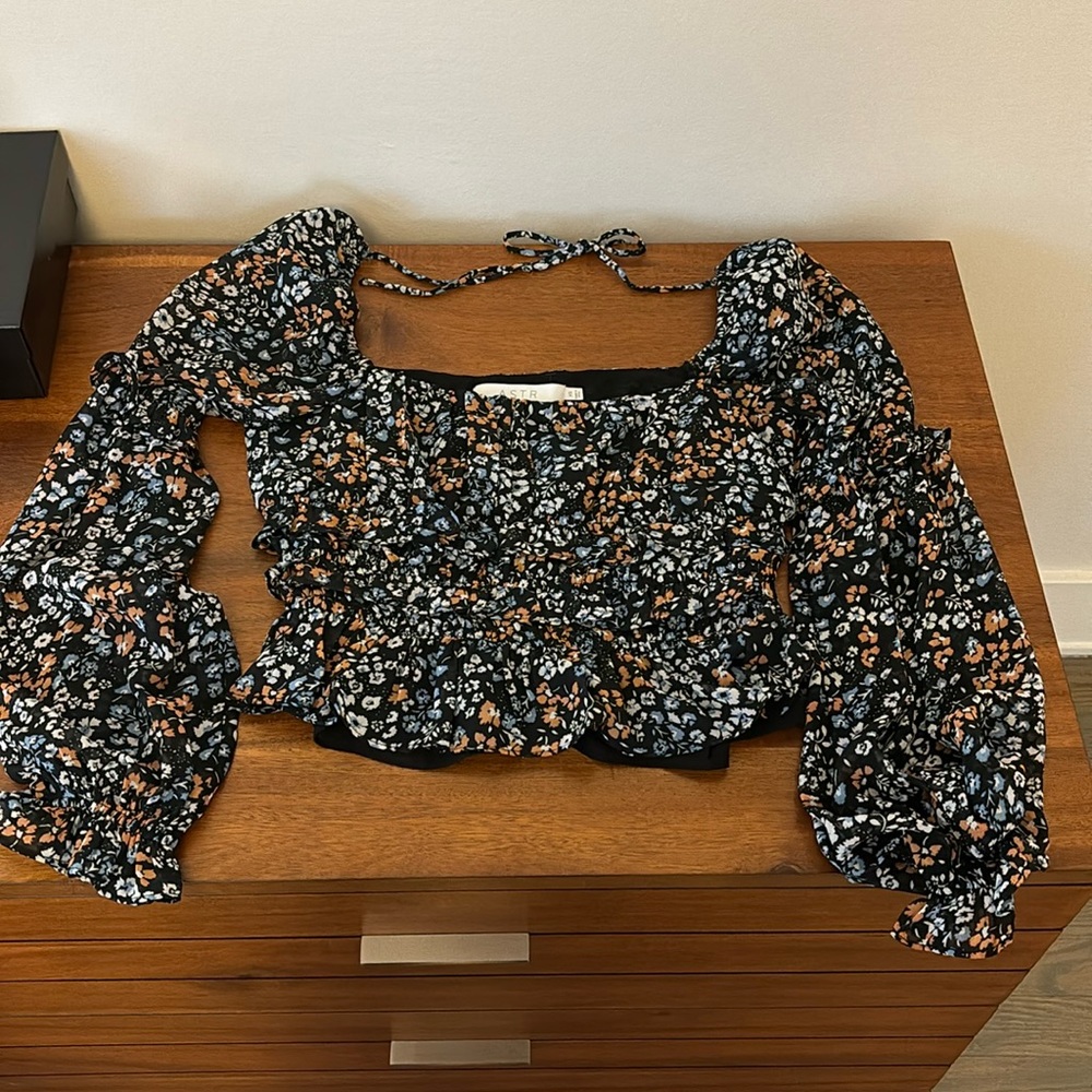 ASTR THE LABEL Black Multi Disty Blouse